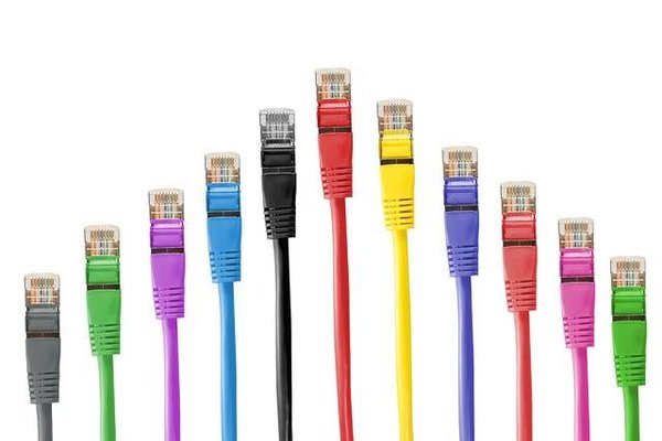 Tout savoir sur les câbles fibre optique : Guide d'achat