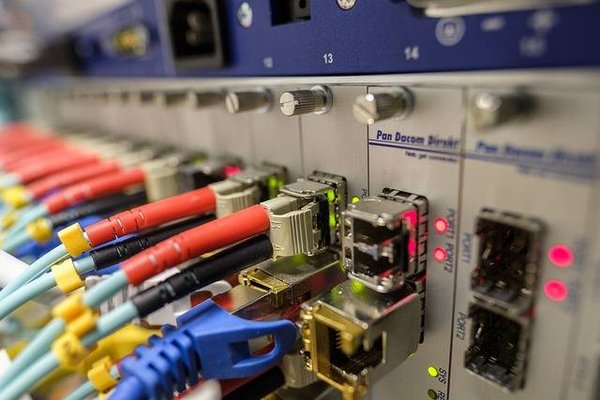 Ce que vous devez savoir pour choisir les câbles à fibre optique appropriés